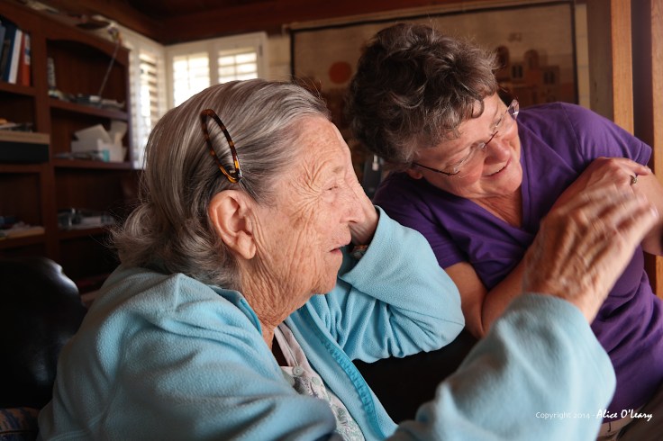 Bunny and iPad2015__0315___670